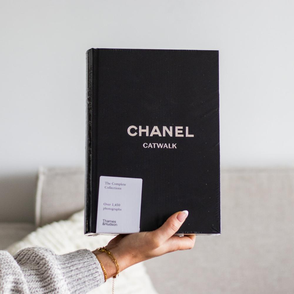 Chanel catwalk boek - Woba Home